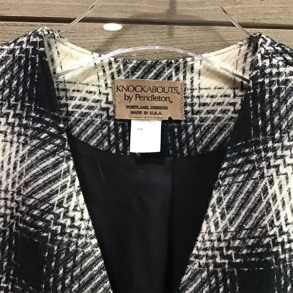 Pendleton‎ Knockabouts Vest Womens Medium Black Plaid Wool Button Fringe Vintage - Picture 4 of 6